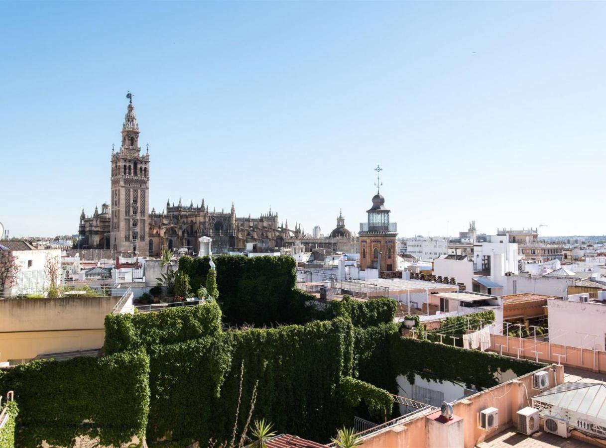 Cozy Apartment In House-Palace With Private Patio, Seville
